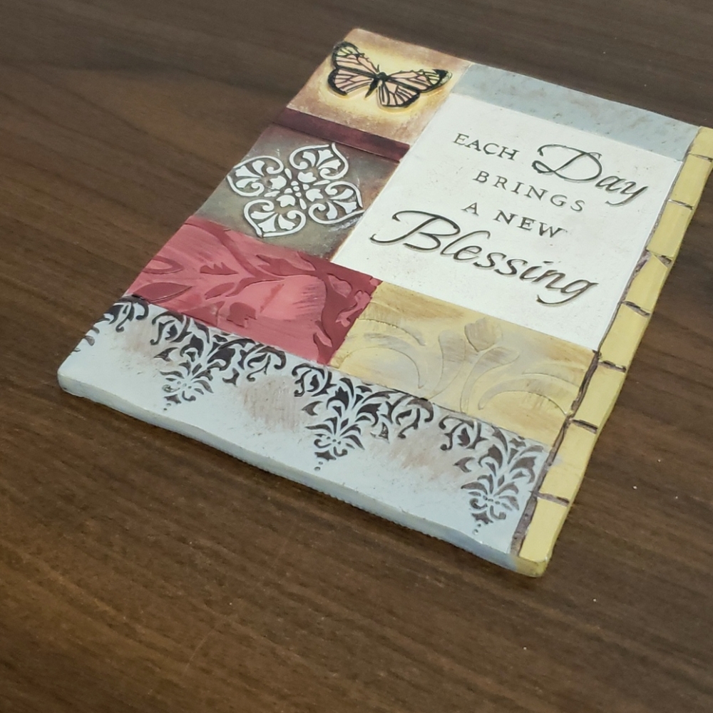 Decorative Ceramic Wall Hanging - Picture 2 of 2
